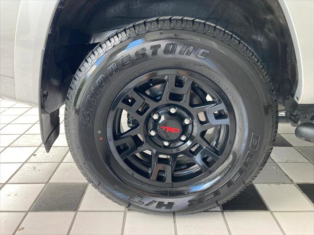 Certified 2022 Toyota 4Runner SR5 Premium w/ Moonroof Package RWD image 15