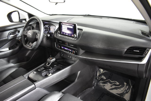 Certified 2025 Nissan Rogue SV w/ SV Premium Package FWD image 35