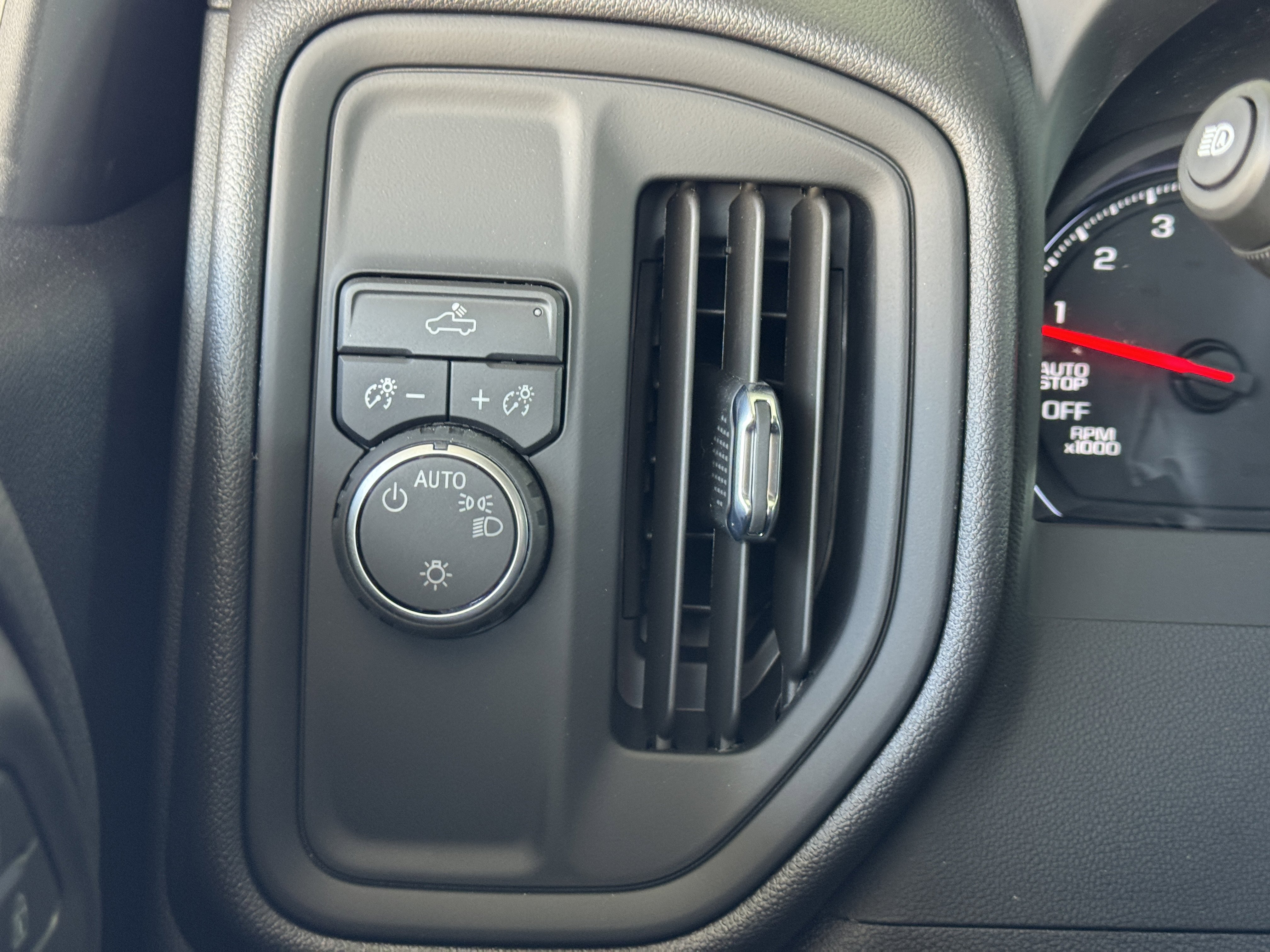 New 2026 Chevrolet Silverado 1500 W/T w/ WT Value Package image 21