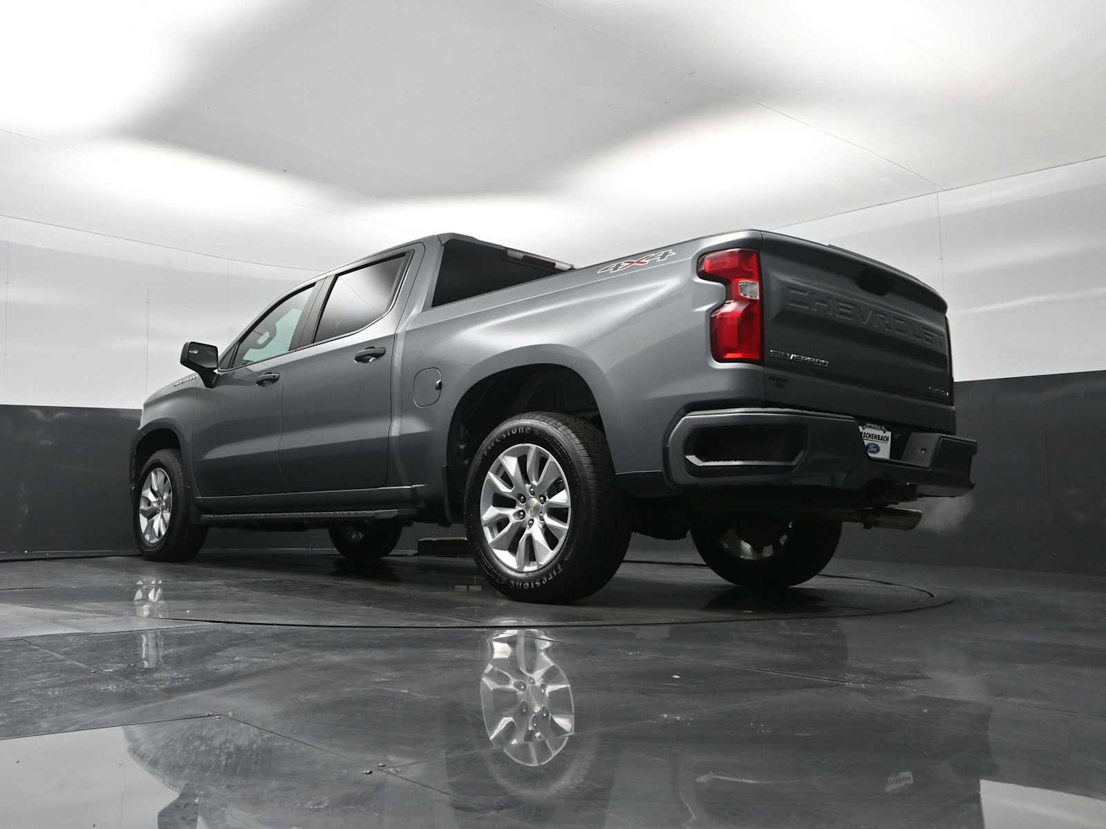 Used 2020 Chevrolet Silverado 1500 Custom w/ Custom Value Package image 25