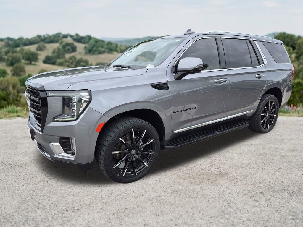 Used 2022 GMC Yukon SLT w/ SLT Premium Package AWD/4WD image 3