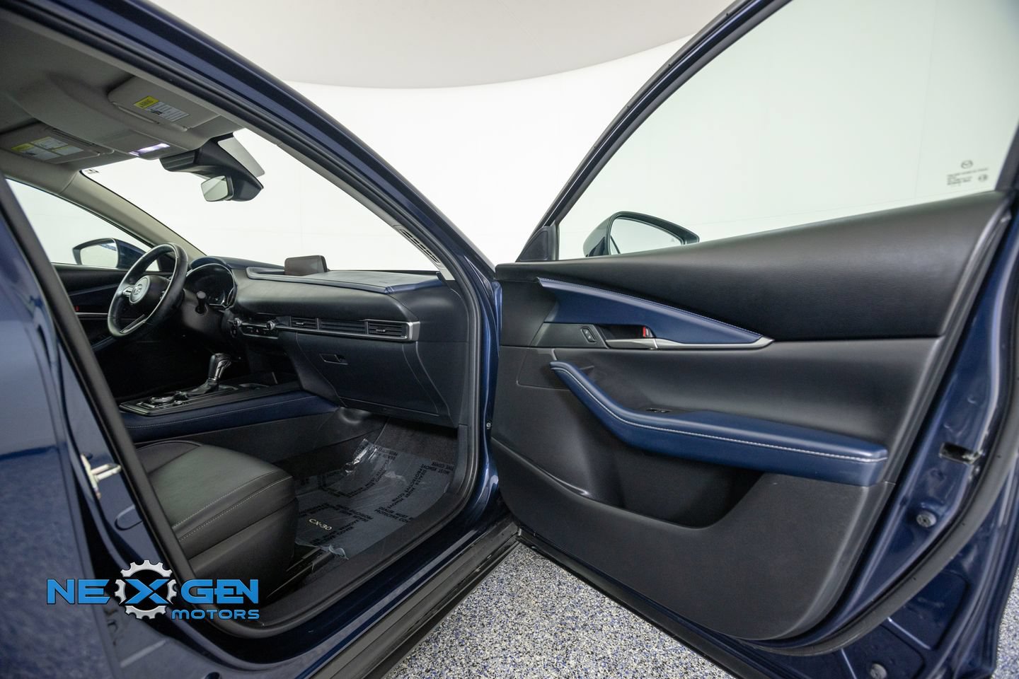 Used 2021 MAZDA CX-30 AWD 2.5 S w/ Select Package image 38