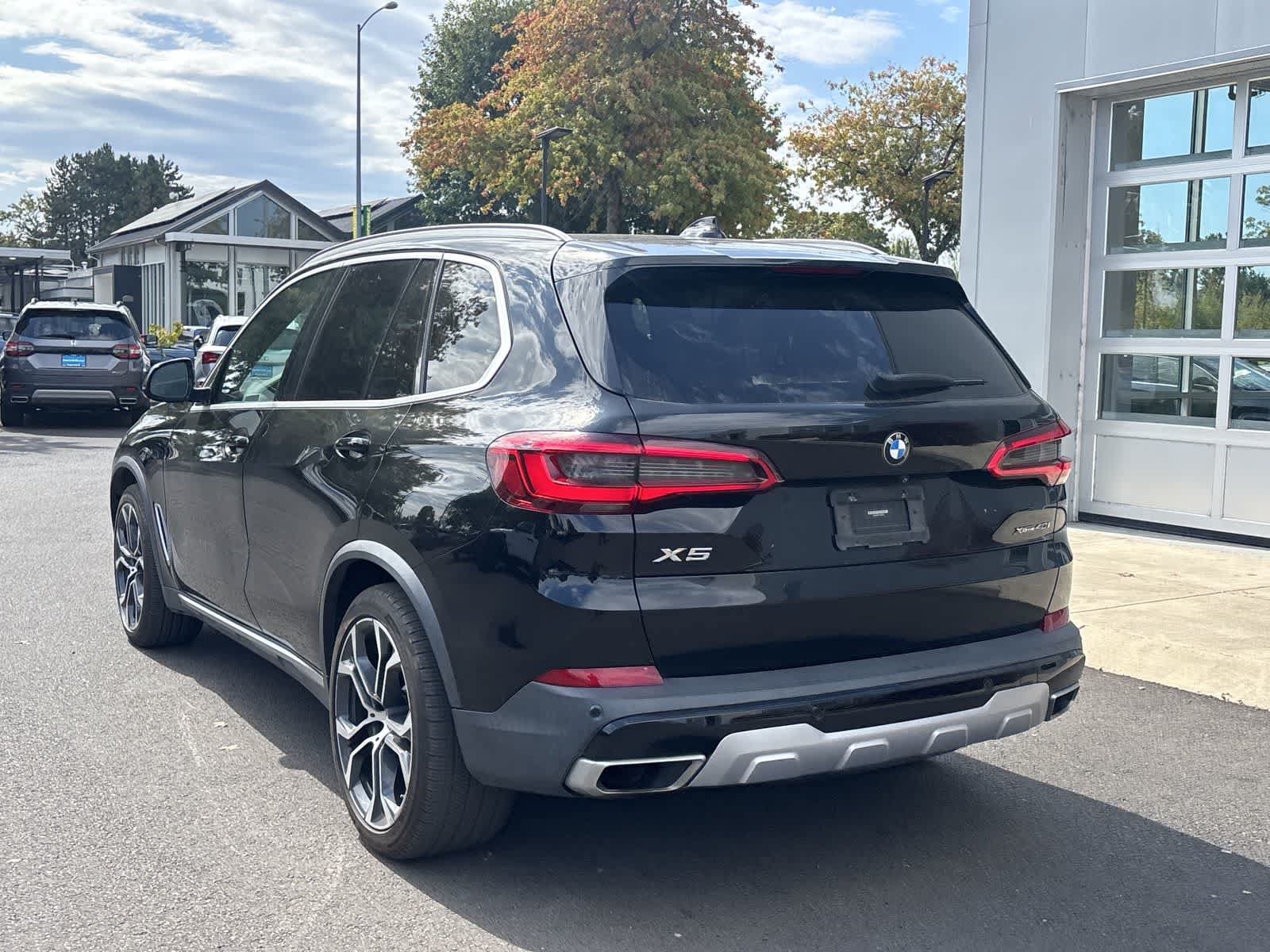 Used 2020 BMW X5 xDrive40i w/ Convenience Package AWD/4WD image 4