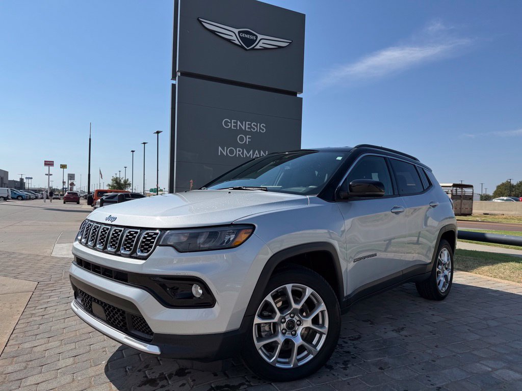 Used 2025 Jeep Compass Limited AWD/4WD image 1