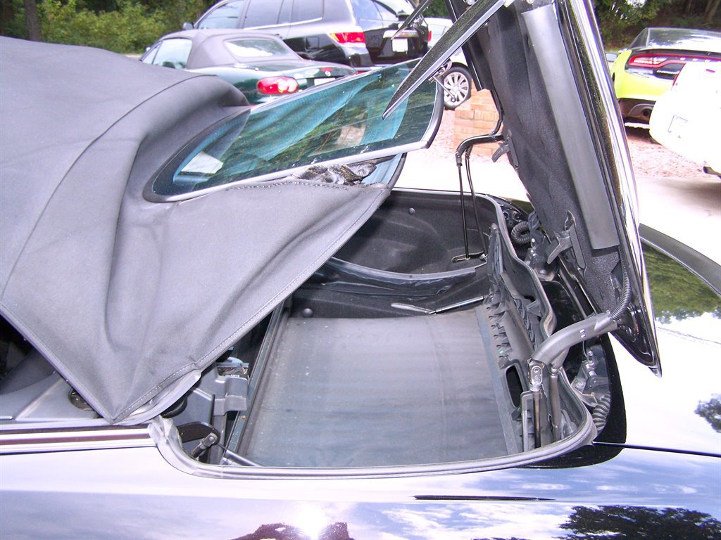 Used 2005 Mercedes-Benz CLK 500 Cabriolet image 39