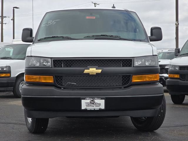 New 2026 Chevrolet Express 2500 Extended w/ Driver Convenience Package RWD image 9