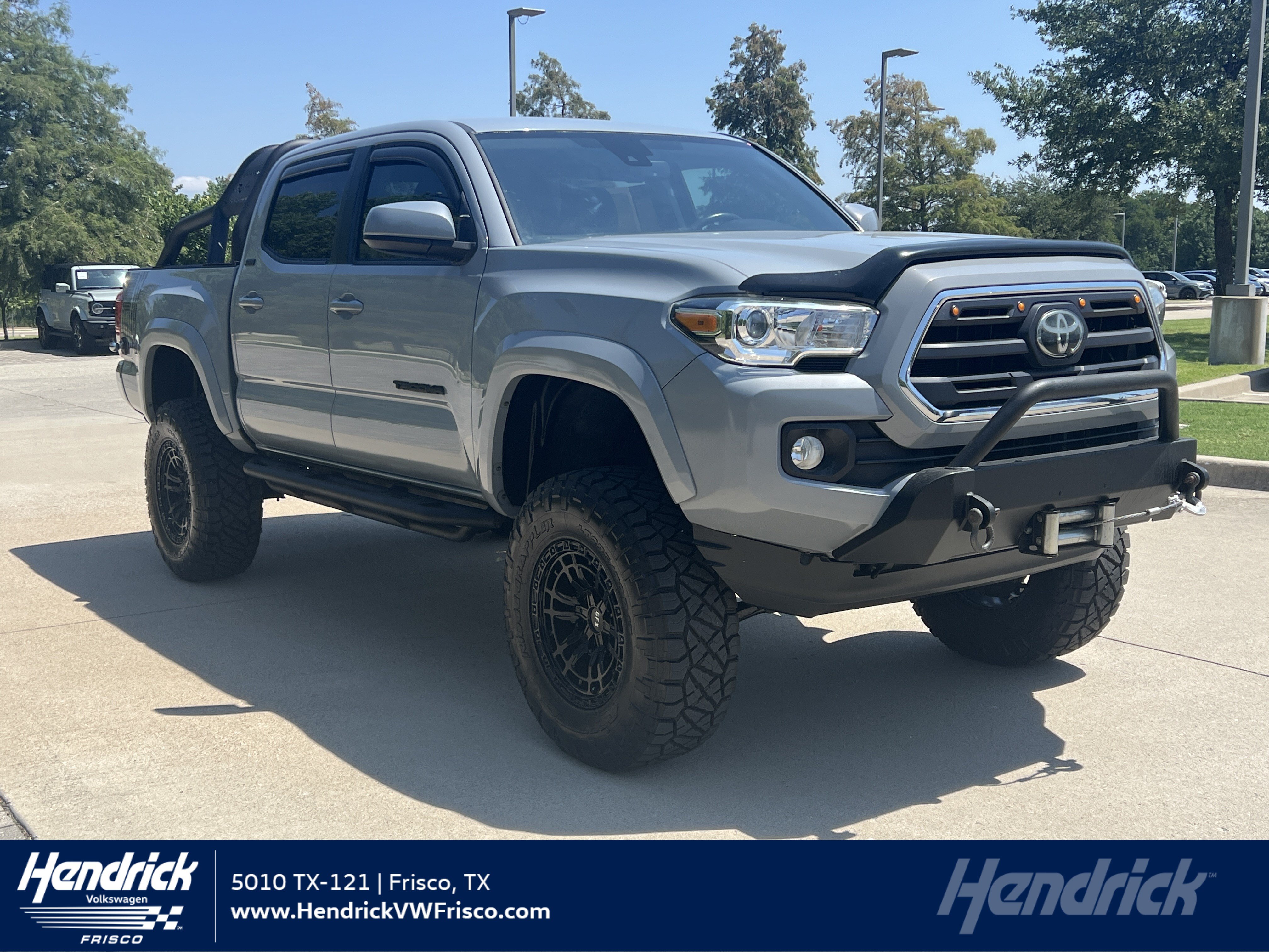 Used 2019 Toyota Tacoma SR5 AWD/4WD image 1