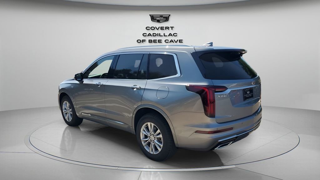 New 2025 Cadillac XT6 Luxury image 7