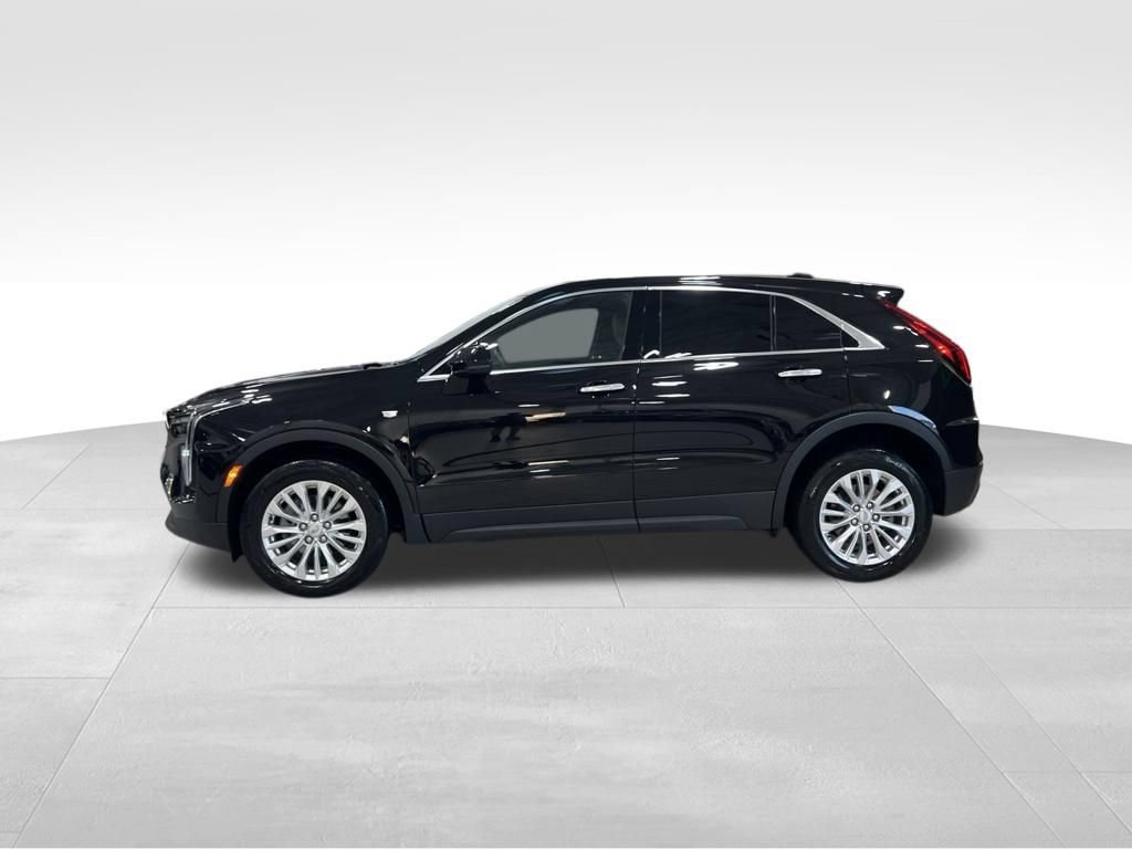 Used 2024 Cadillac XT4 Luxury w/ Cold Weather Package AWD/4WD image 2