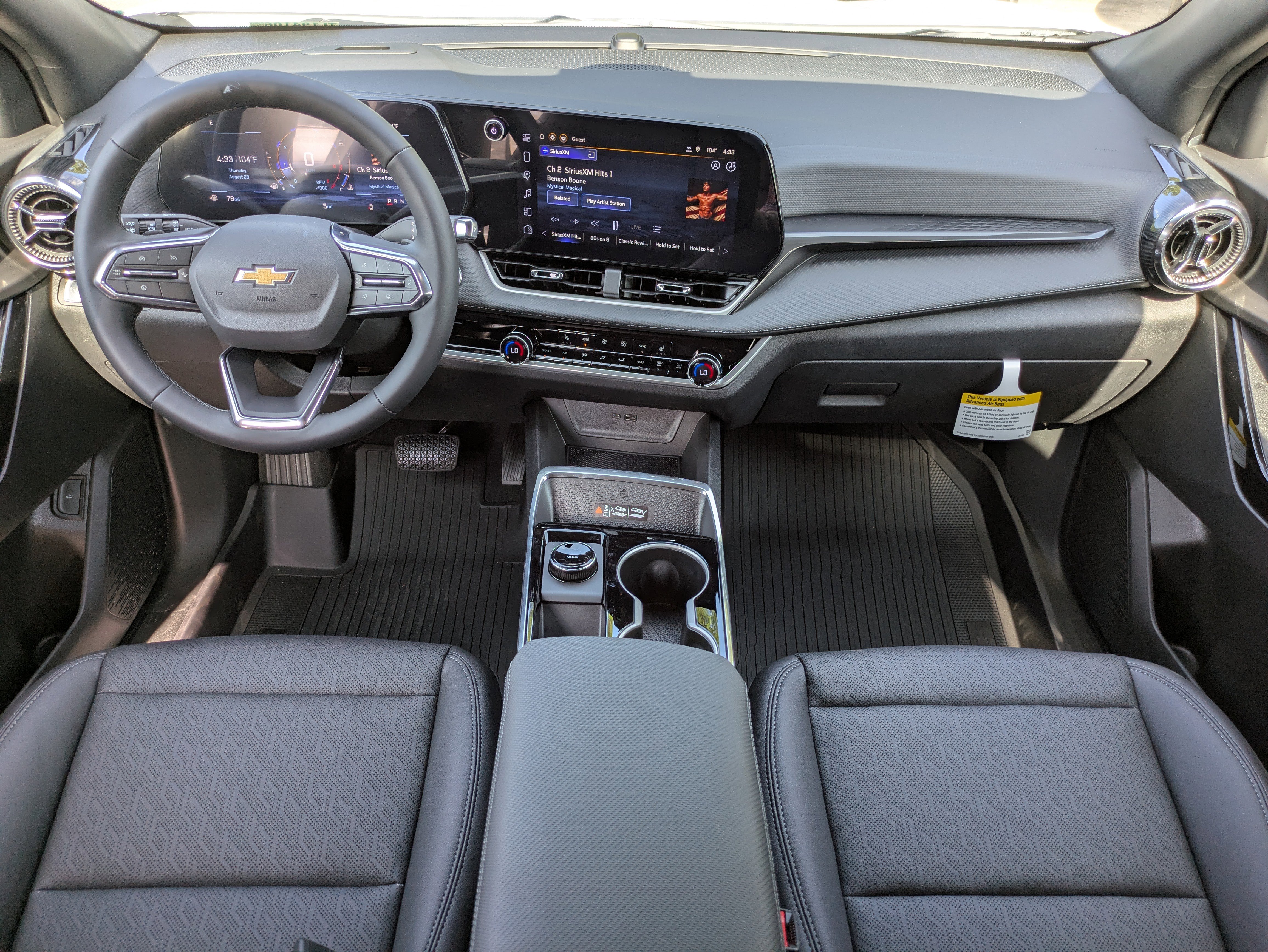 New 2026 Chevrolet Equinox LT w/ Convenience Package II image 9