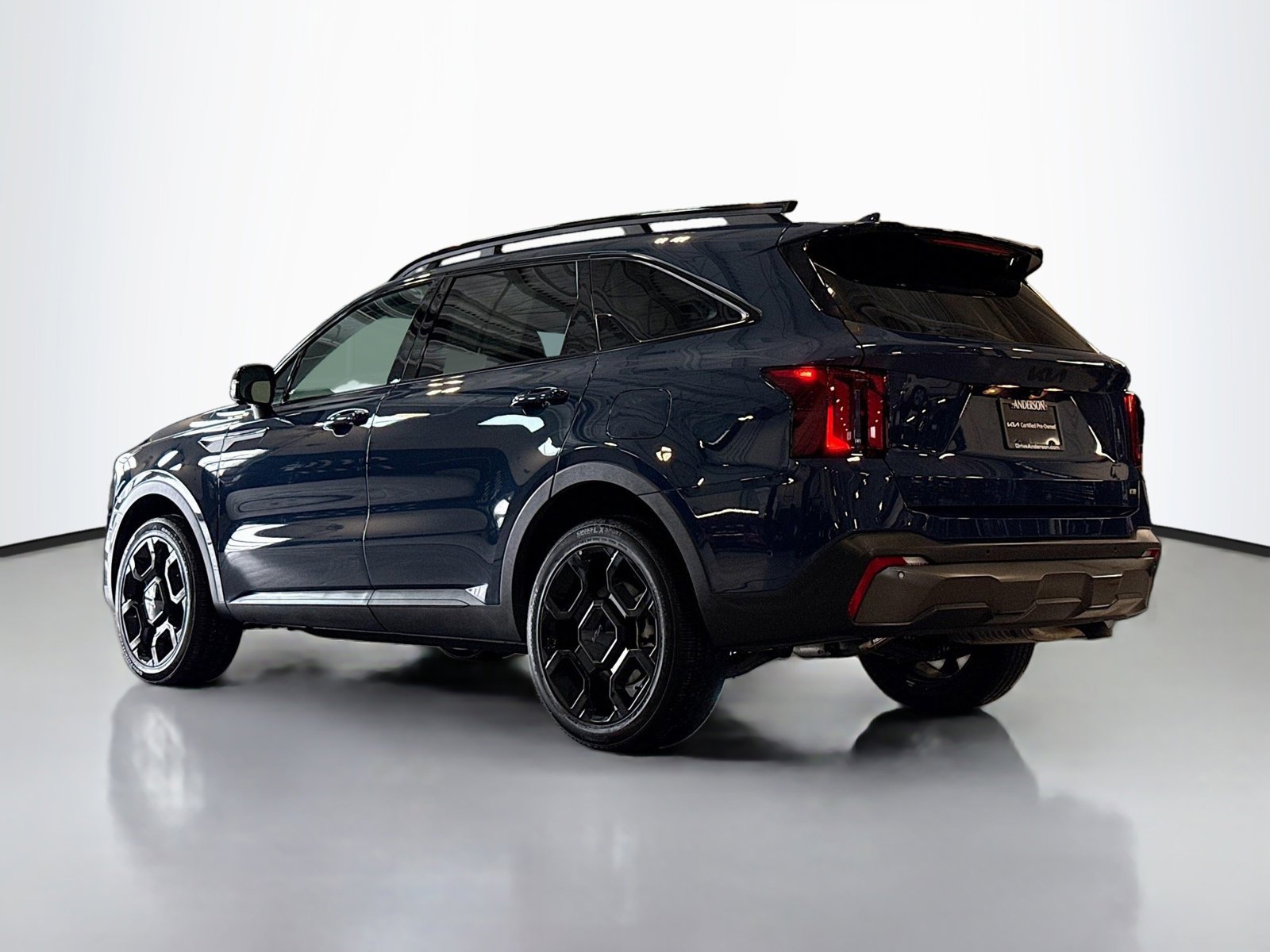 Used 2025 Kia Sorento SX image 14