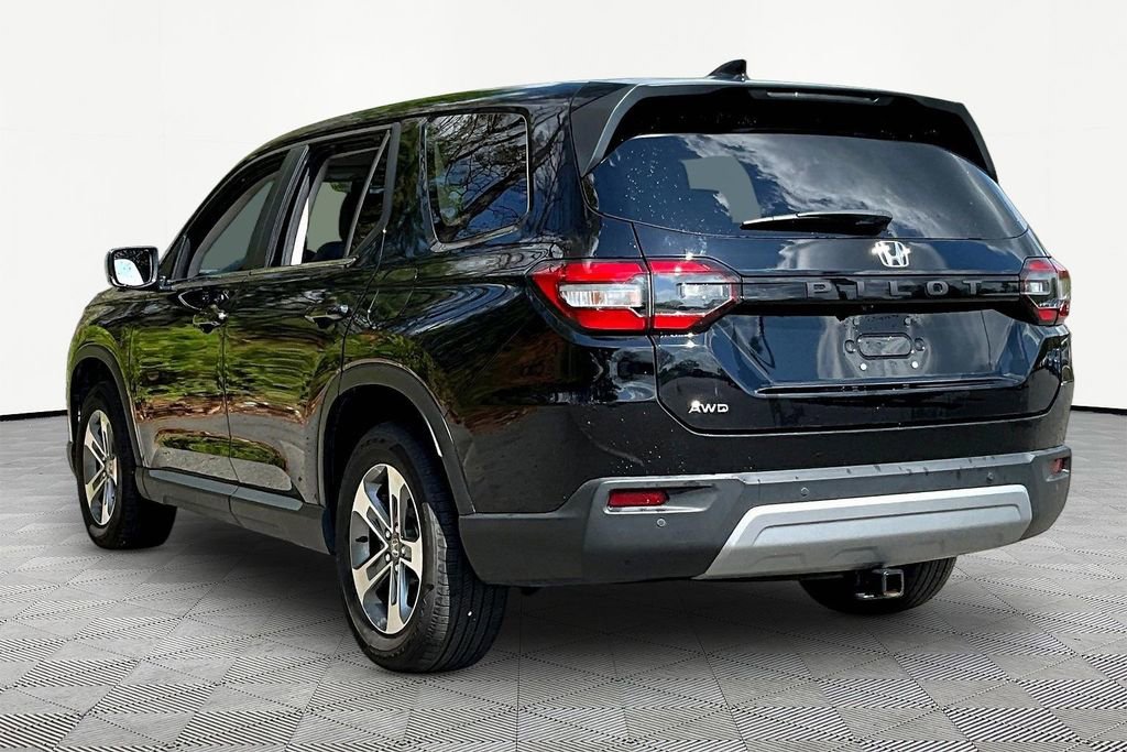 Used 2024 Honda Pilot EX-L image 5
