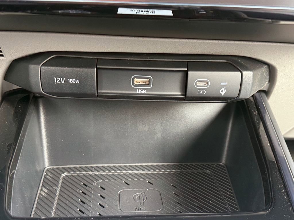 New 2025 Kia Niro Wave w/ Wave Preserve Package image 19