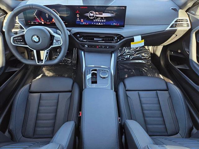 Used 2026 BMW 230i Coupe w/ Premium Package RWD image 16