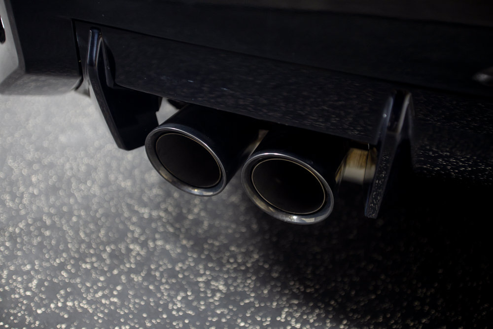 Used 2025 BMW M2 w/ Carbon Package RWD image 18