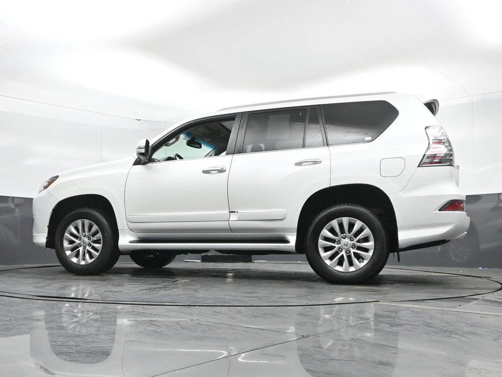 Used 2019 Lexus GX 460 image 49