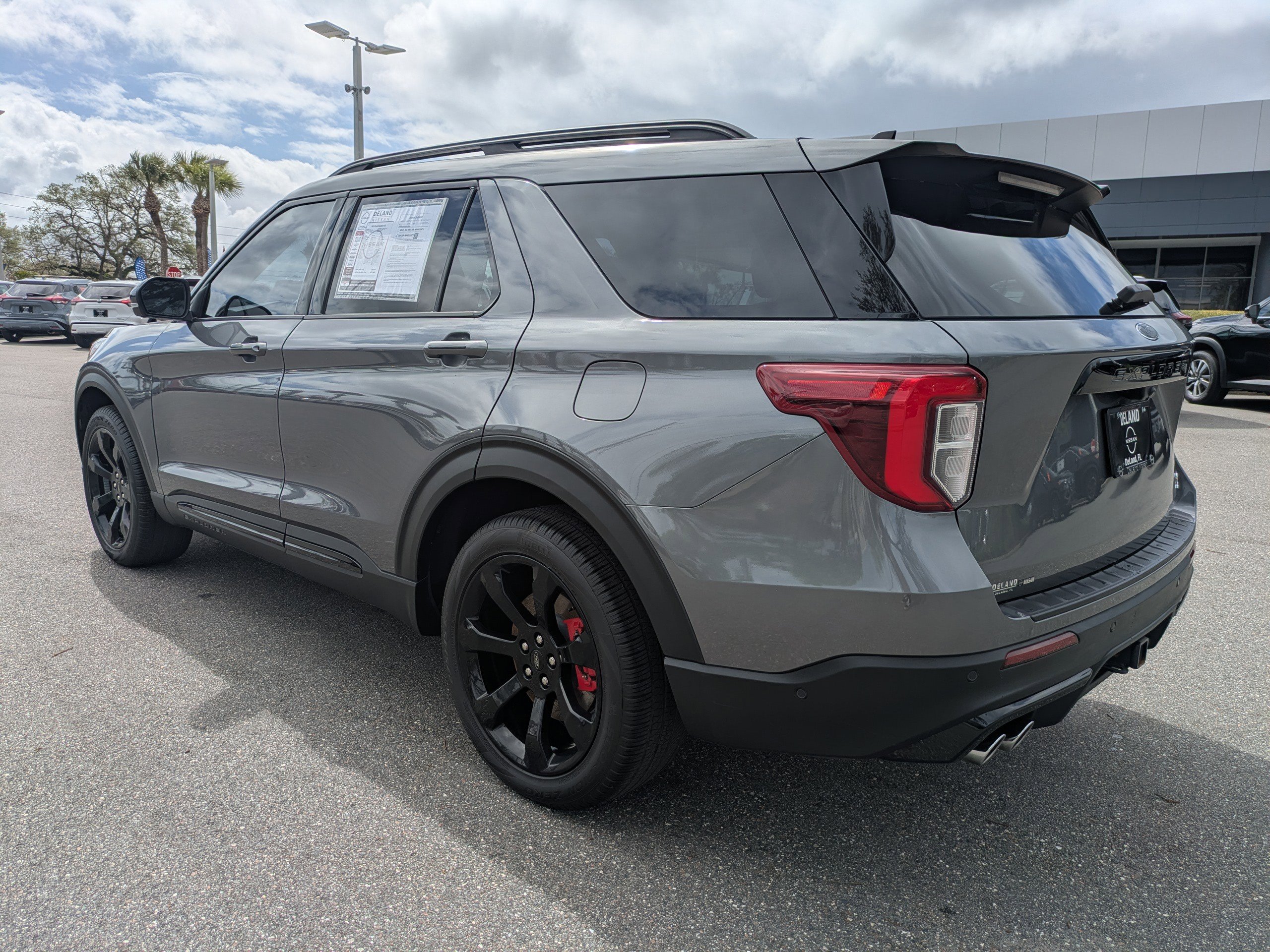 Used 2021 Ford Explorer ST w/ Equipment Group 401A image 6