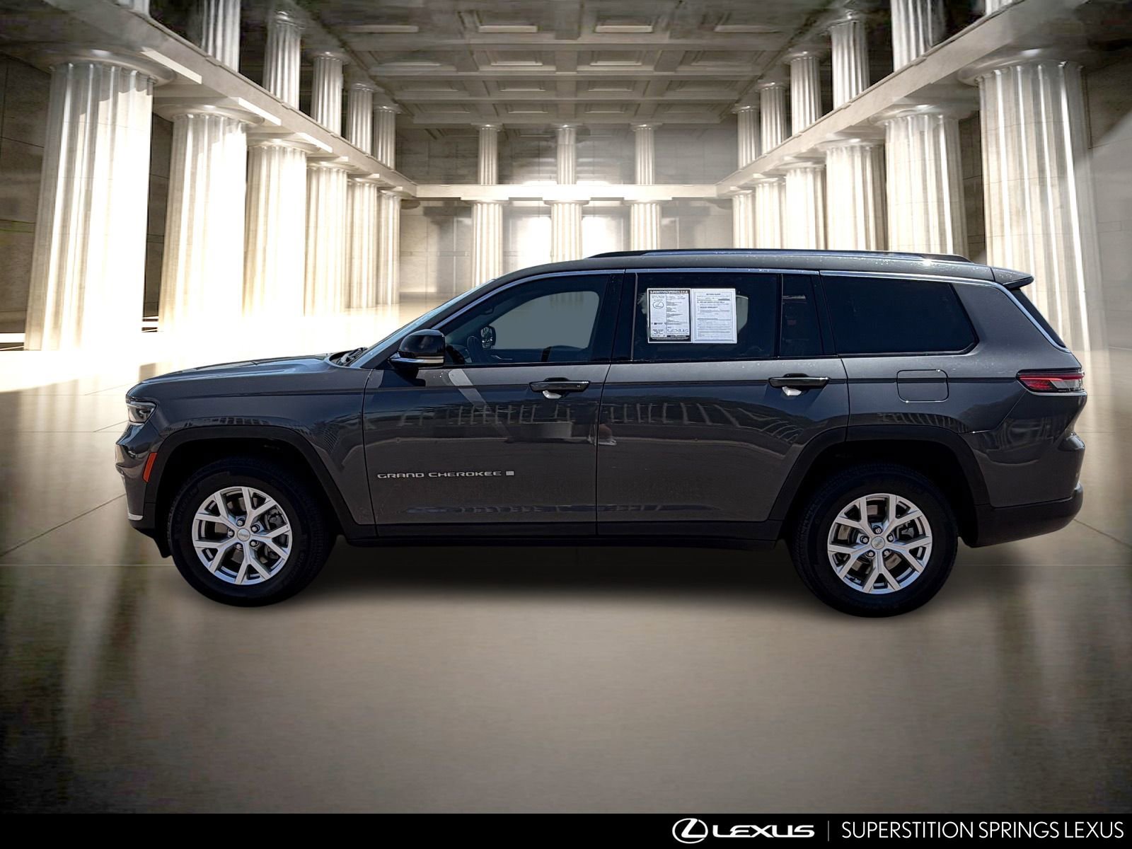 Used 2021 Jeep Grand Cherokee L Limited AWD/4WD image 8