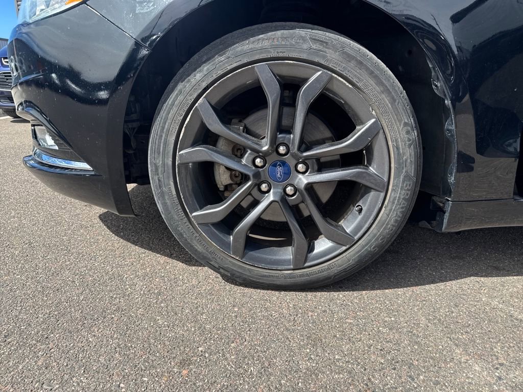 Used 2018 Ford Fusion SE w/ Equipment Group 201A image 16