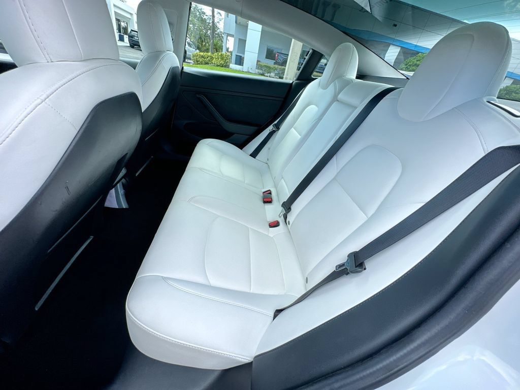 Used 2021 Tesla Model 3 Standard Range Plus RWD image 23