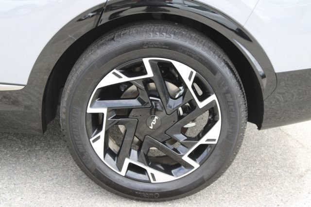 Used 2024 Kia Sportage SX FWD image 8