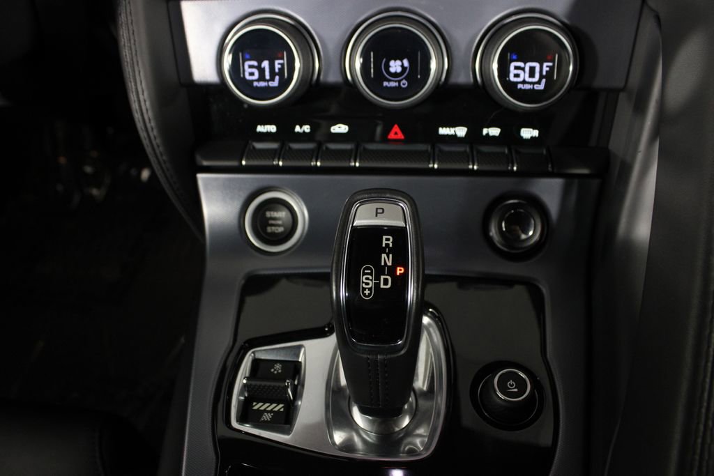 Used 2018 Jaguar F-TYPE Coupe image 19