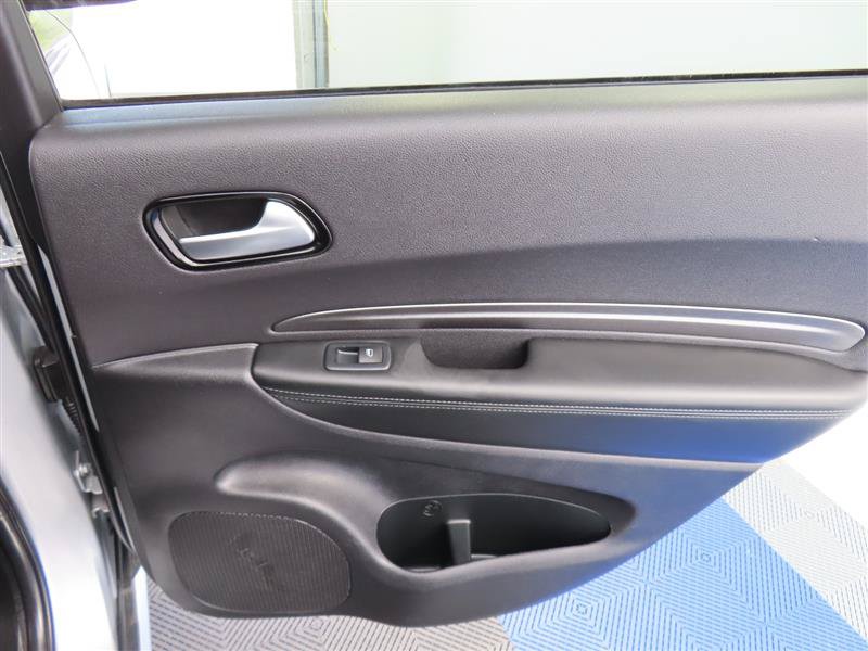 Used 2025 Dodge Durango AWD w/ Skid Plate Group image 27