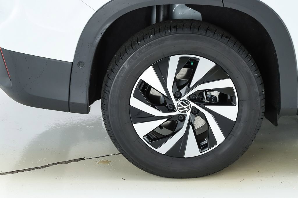 New 2026 Volkswagen Tiguan S image 13
