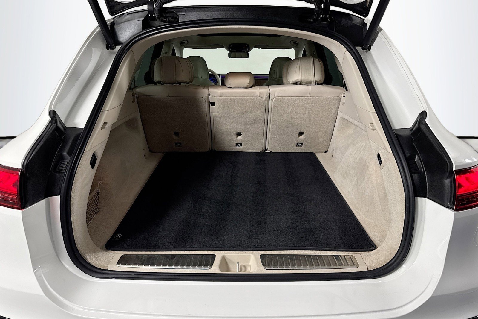 Certified 2023 Mercedes-Benz EQS 450+ SUV image 23