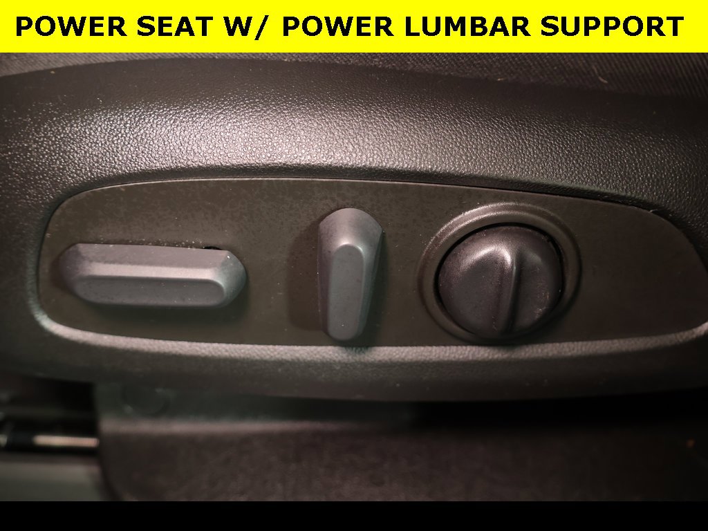 Used 2023 Chevrolet Traverse LT image 5