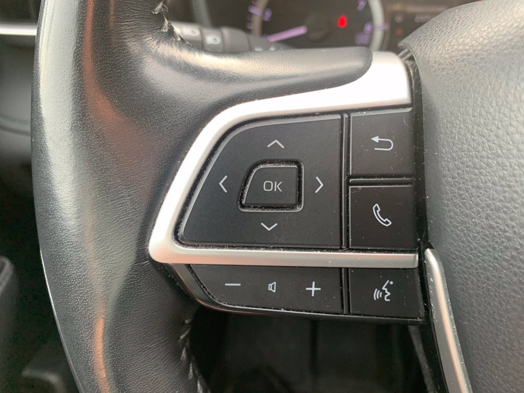 Used 2023 Toyota Highlander LE FWD image 46