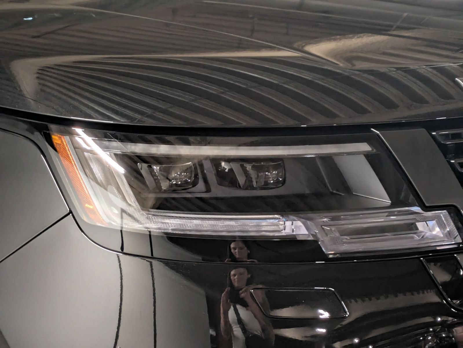 New 2026 Land Rover Range Rover SE AWD/4WD image 8