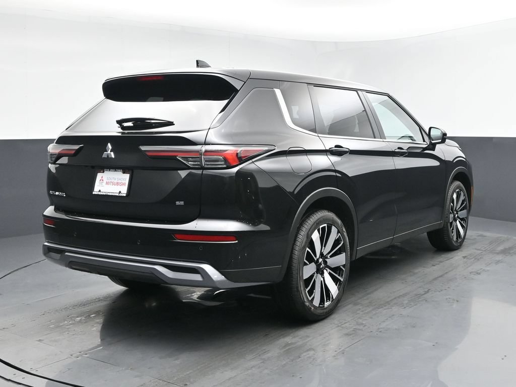 New 2026 Mitsubishi Outlander SE FWD image 20