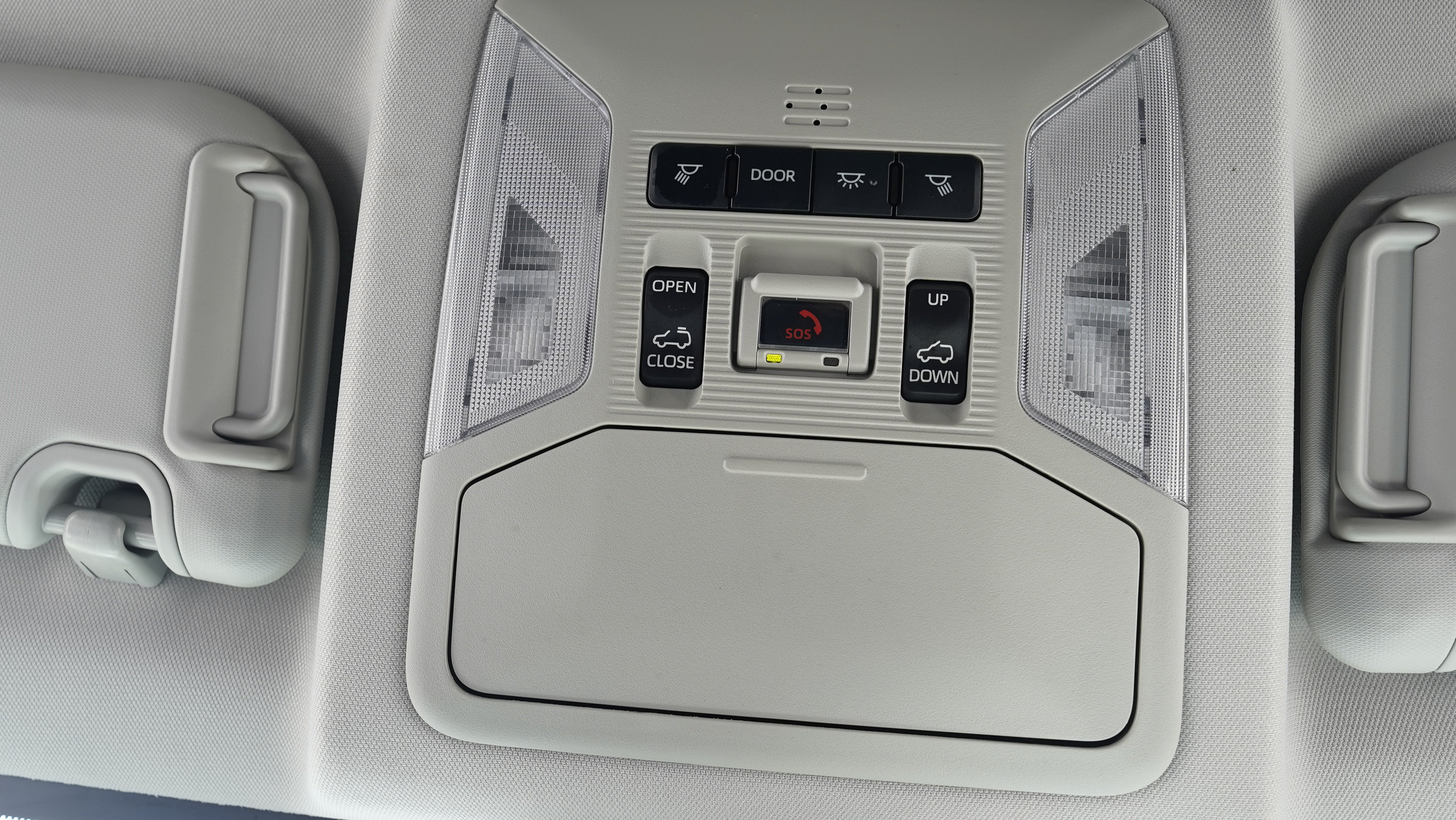 Used 2024 Toyota RAV4 XLE w/ Convenience Package FWD image 17