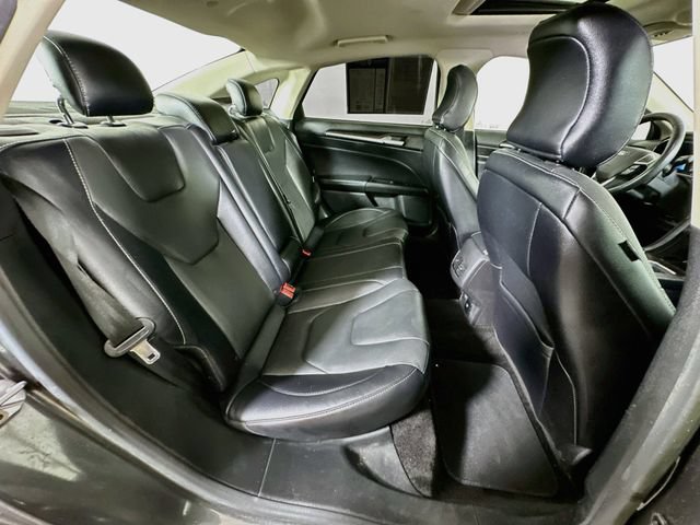 Used 2017 Ford Fusion Energi Titanium FWD image 33