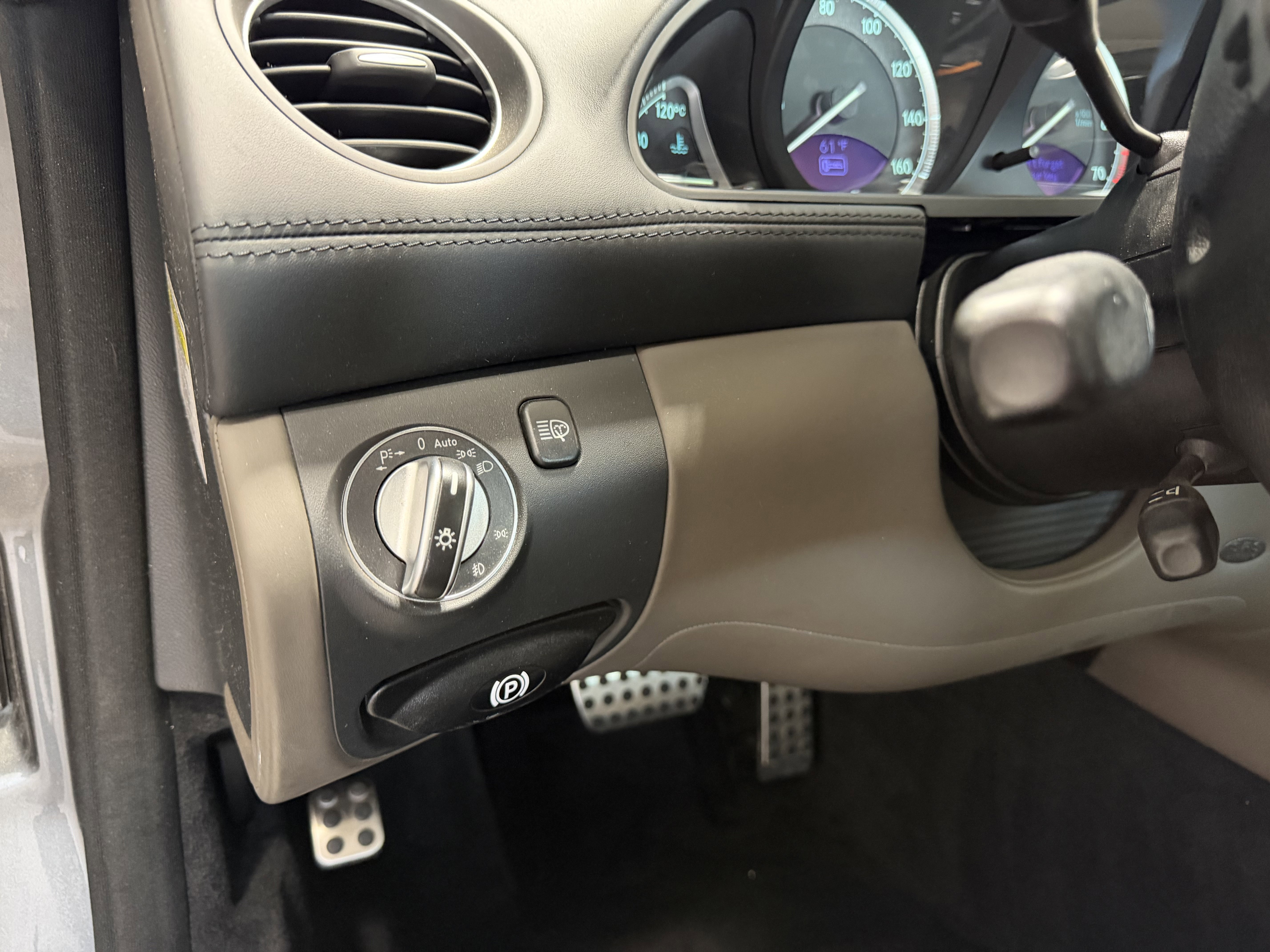 Used 2007 Mercedes-Benz SL 550 image 16