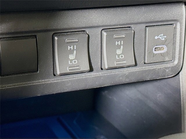 Certified 2023 Toyota Corolla Cross XLE image 19