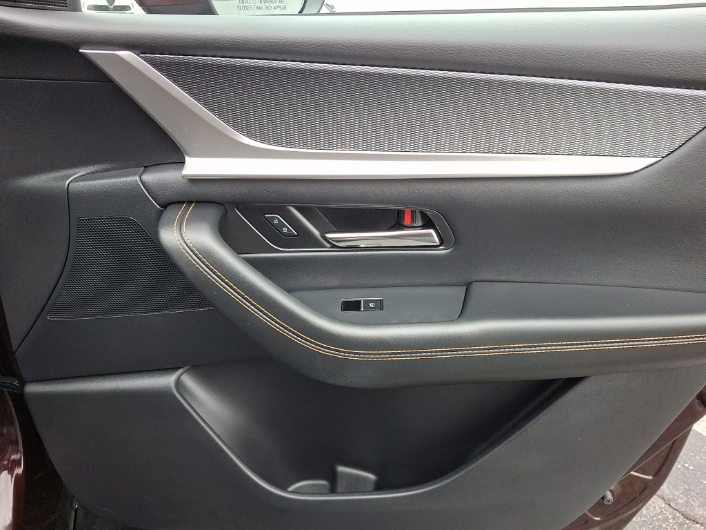 Used 2025 MAZDA CX-90 Plug-In Hybrid w/ Premium Plus image 10