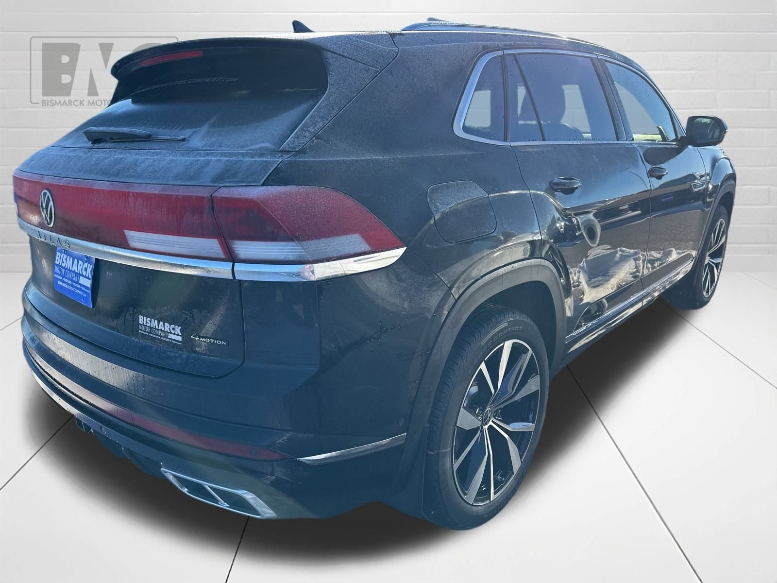 New 2026 Volkswagen Atlas Cross Sport SEL Premium R-Line image 3