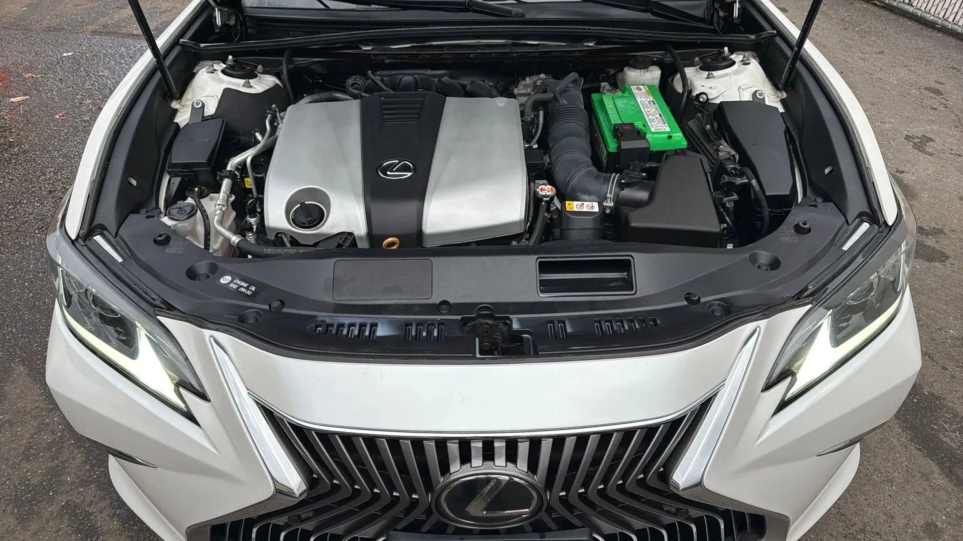 Used 2019 Lexus ES 350 image 24