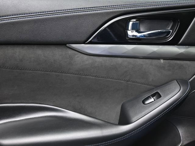 Used 2016 Nissan Maxima SR image 15