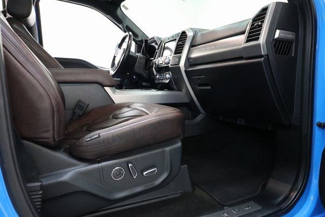 Used 2018 Ford F250 Platinum w/ Platinum Ultimate Package AWD/4WD image 88