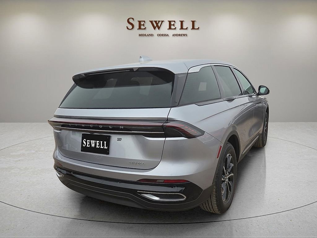 New 2026 Lincoln Nautilus Premier AWD/4WD image 4