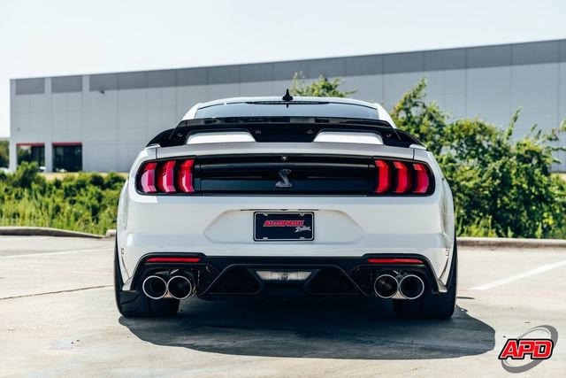 Used 2021 Ford Mustang Shelby GT500 w/ Technology Package RWD image 18