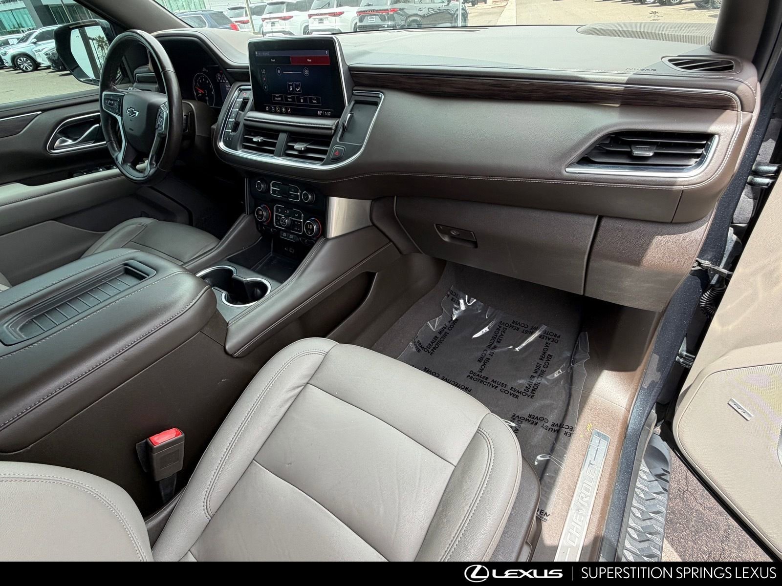 Used 2021 Chevrolet Tahoe Z71 w/ Z71 Off-Road Package image 11