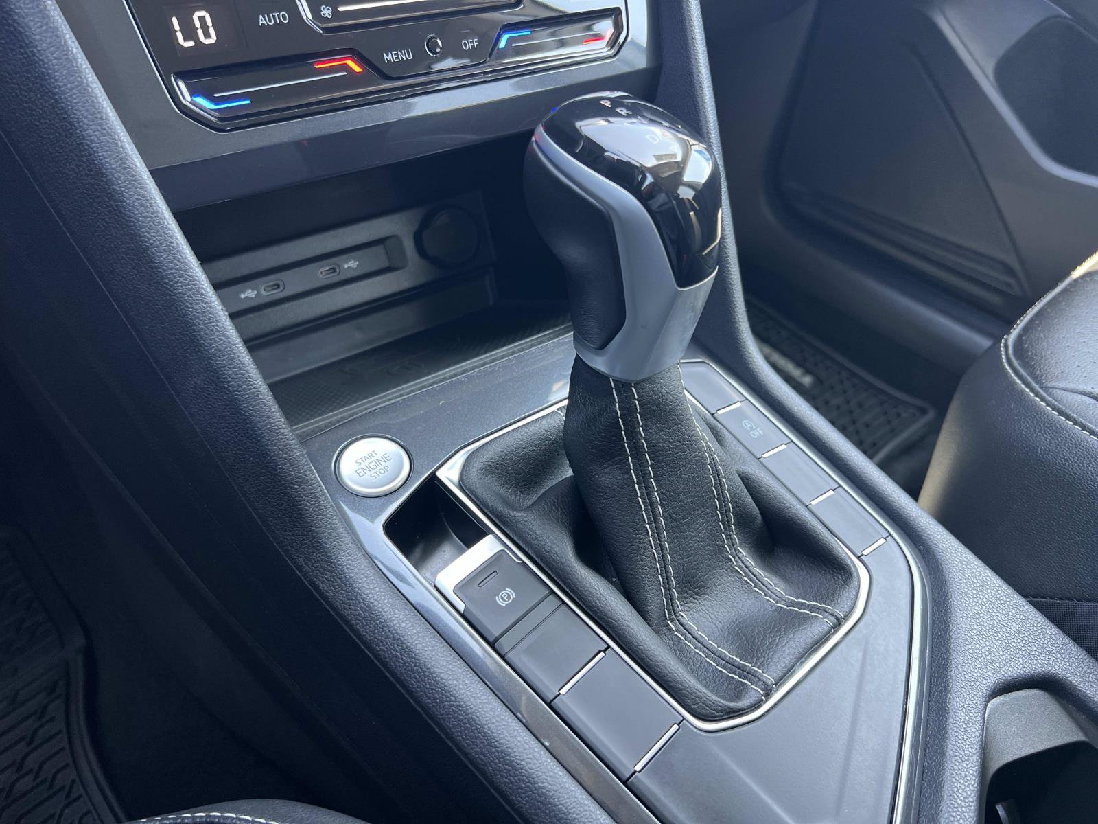 Certified 2023 Volkswagen Tiguan SE FWD image 16