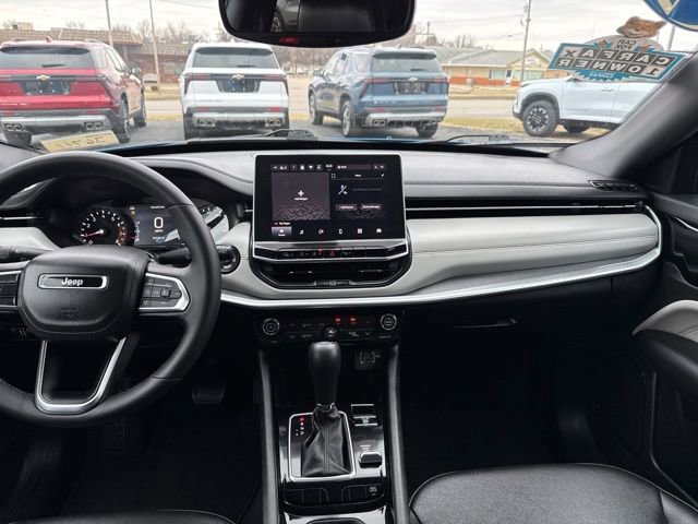 Used 2024 Jeep Compass Limited image 20