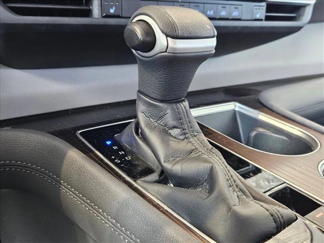 Used 2022 Toyota Sienna XLE image 10