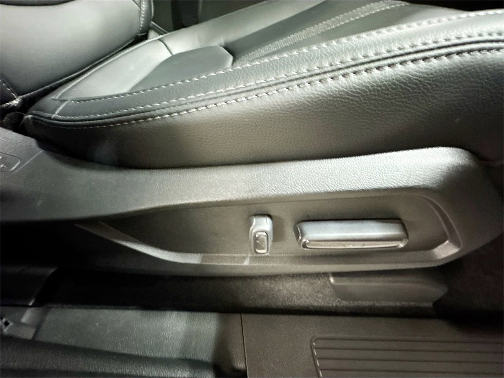 New 2025 Honda Pilot EX-L image 32