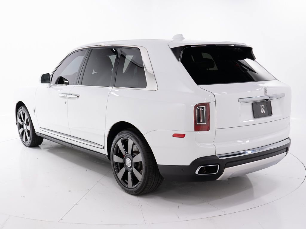 Certified 2020 Rolls-Royce Cullinan image 3